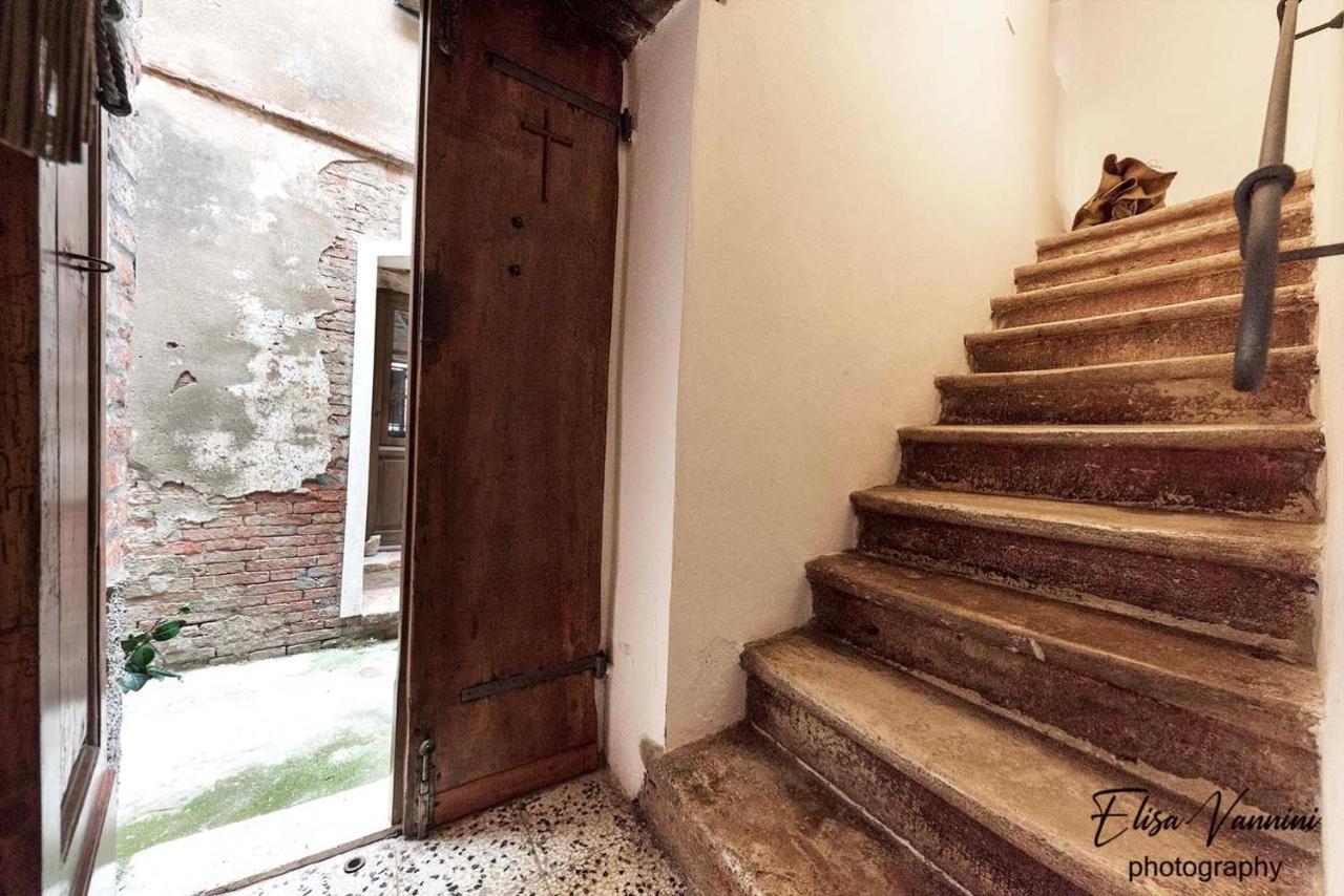 A Casa Di Titta Villa Terricciola Bagian luar foto