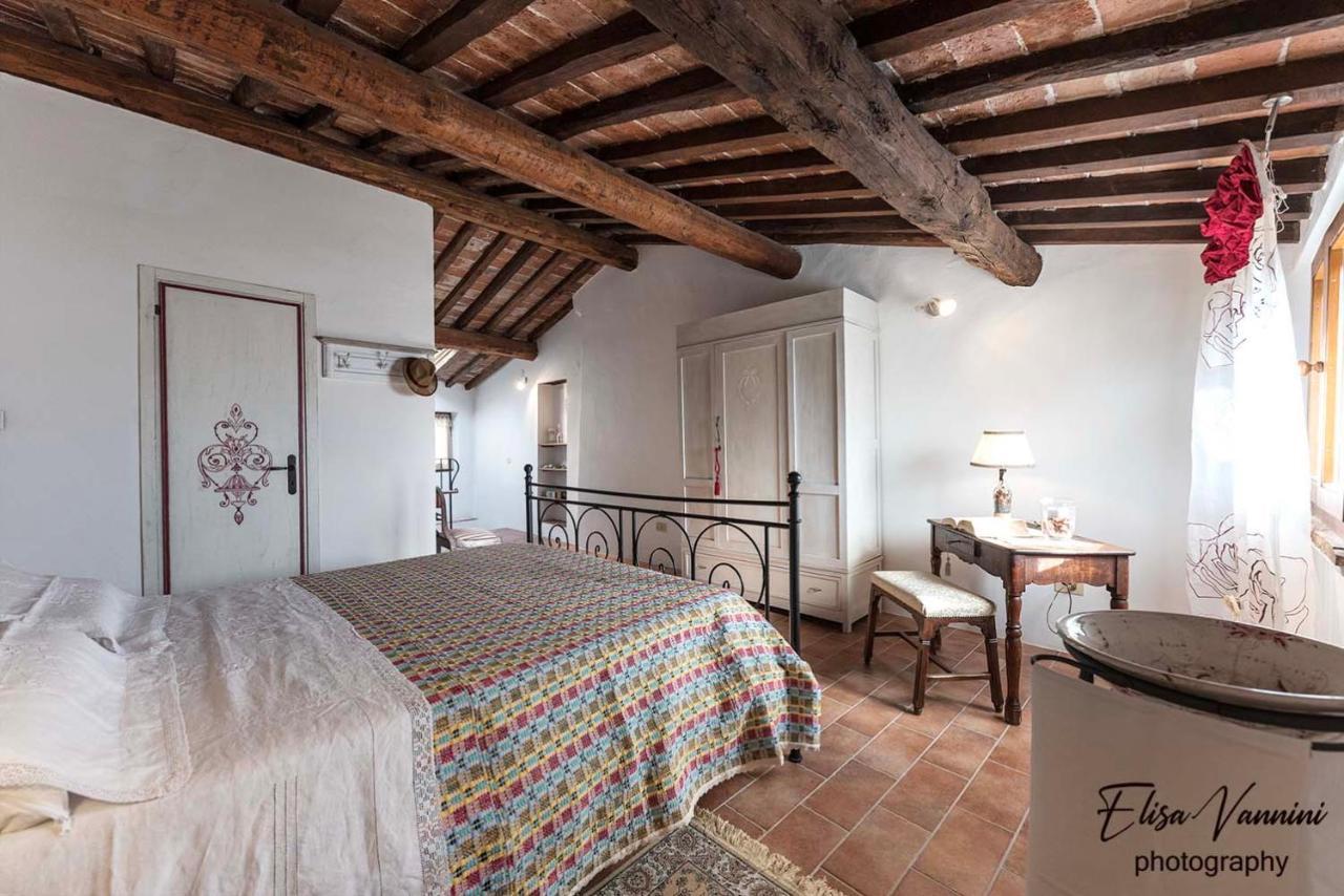 A Casa Di Titta Villa Terricciola Bagian luar foto