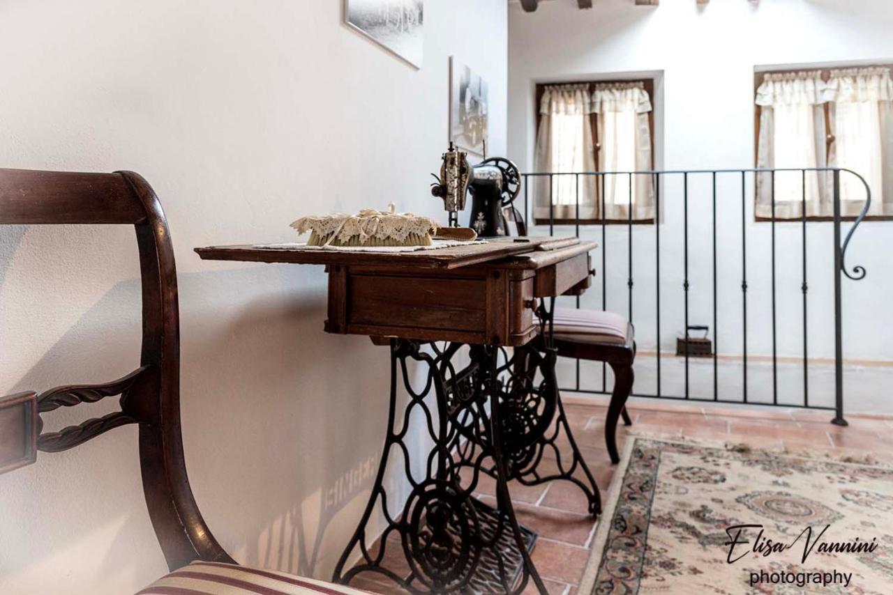 A Casa Di Titta Villa Terricciola Bagian luar foto