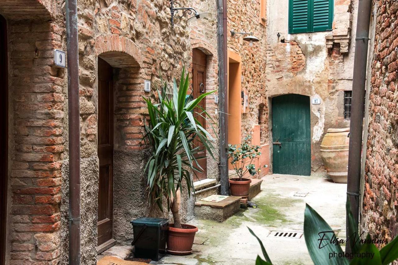 A Casa Di Titta Villa Terricciola Bagian luar foto