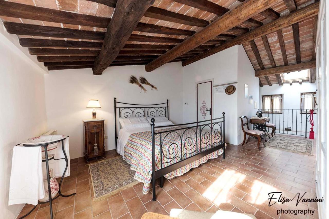 A Casa Di Titta Villa Terricciola Bagian luar foto