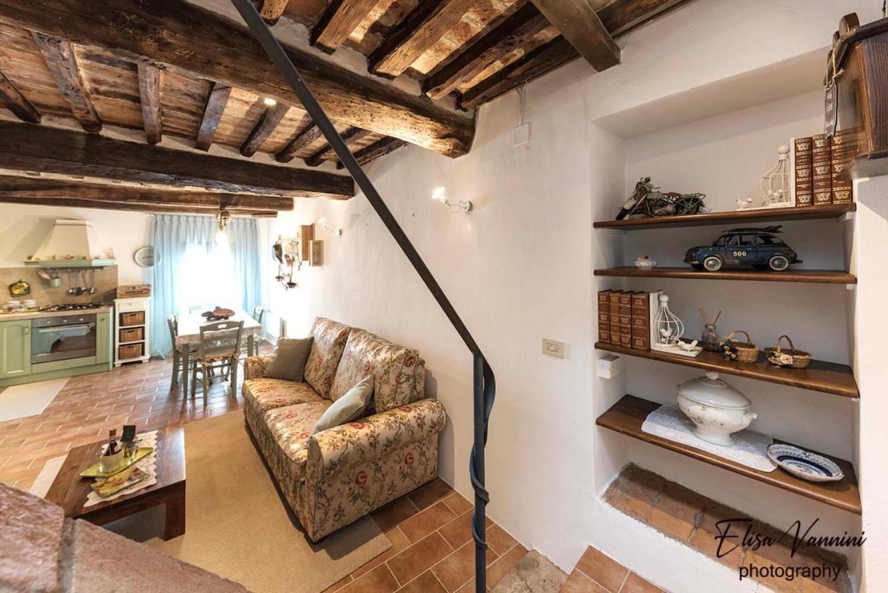 A Casa Di Titta Villa Terricciola Bagian luar foto