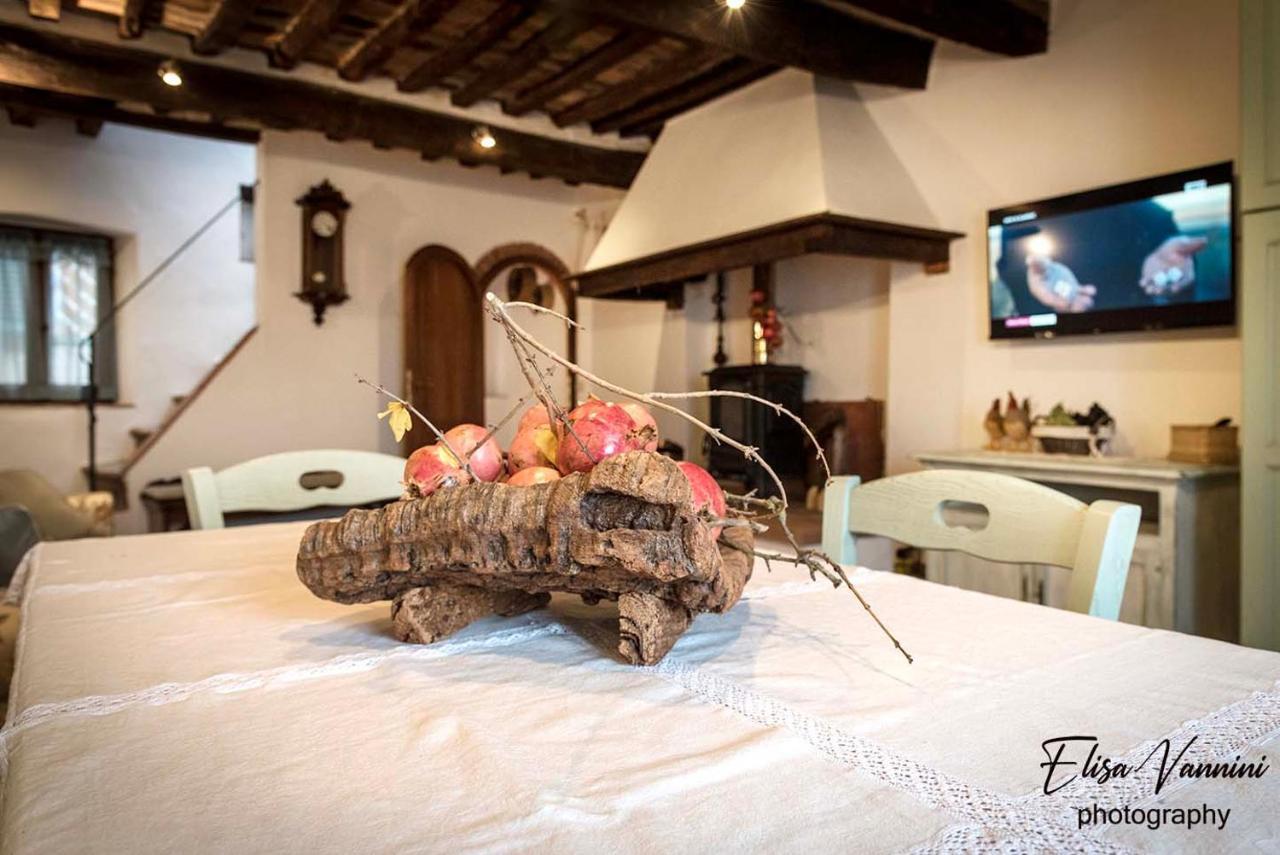 A Casa Di Titta Villa Terricciola Bagian luar foto