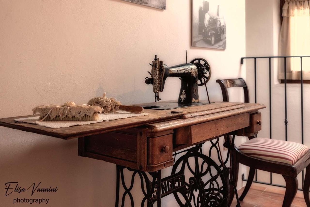 A Casa Di Titta Villa Terricciola Bagian luar foto
